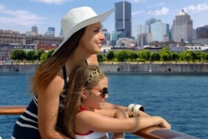 AURA experience at Notre-Dame Basilica and guided cruise - Notre-Dame in the Dark: What to Expect From the 1-Hour Show