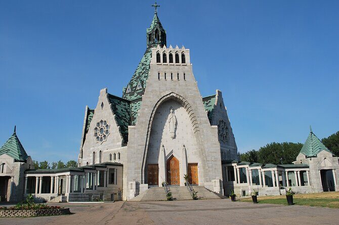 Day trip on Quebec Historic Road, Chemin du Roy (Montreal to Trois-Rivières) - Stop 2: Saint-Sulpice and the best-conserved Chemin du Roy section
