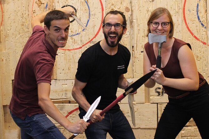 Experience Montréal Axe Throwing Adventure - Weapons and targets: what you’ll be aiming for