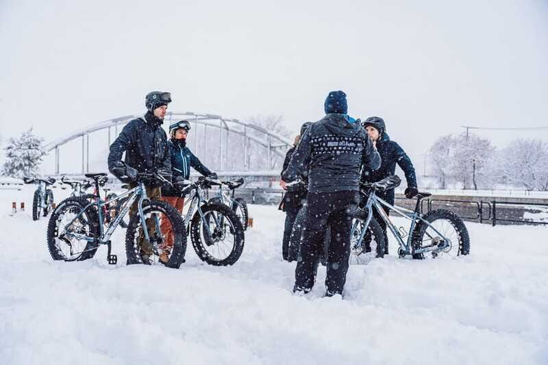 Fatbike rental - Au Canal-de-Lachine - Price and Value: Getting Guided Fatbike Time for $18