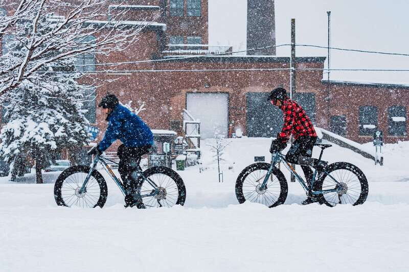 Fatbike rental - Au Canal-de-Lachine - Bike, Helmet, and Instructor Setup: What You Get Before You Roll