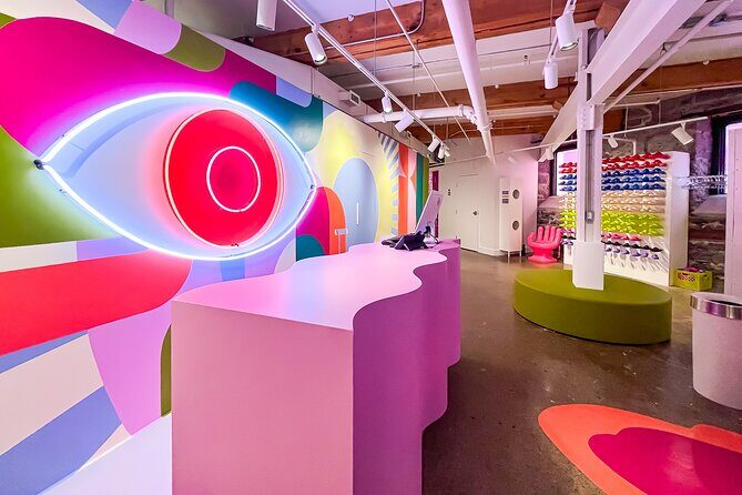 Imaginarium Museum in Montreal - The self-portrait studio concept, explained in plain terms
