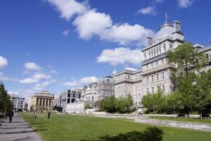 Montreal City Sightseeing Tour with Live Commentary - Where the Tour Starts and How It Feels on Arrival