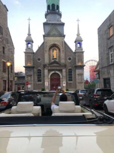 Montréal: Guided Tour in Vintage Convertible Cadillac - Chinatown and the Plateau-Mont-Royal: Murals, Smoked Meat, and the Best Kind of Wander