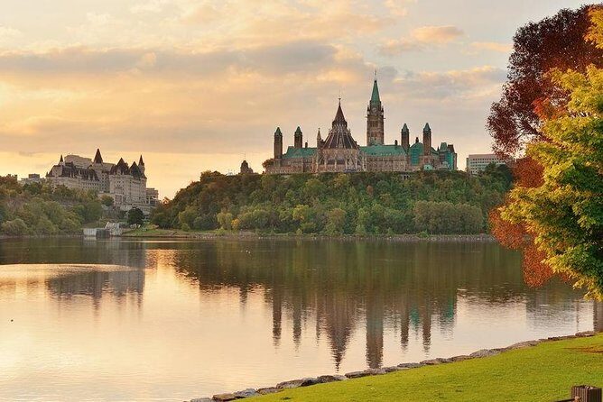 Ottawa Private Day Tour from Montreal - Price and logistics: what $335 really covers