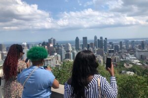 PRIVATE 3-hour COMPLETE tour of Montréal in convertible Cadillac - Bonsecours Market and Notre-Dame Basilica: Iconic Stops With a Human Pace