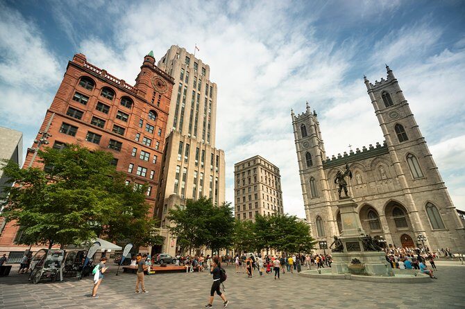 Small-Group Sightseeing Tour of Montreal - Old Montreal in 15 minutes: what you should do after the tour
