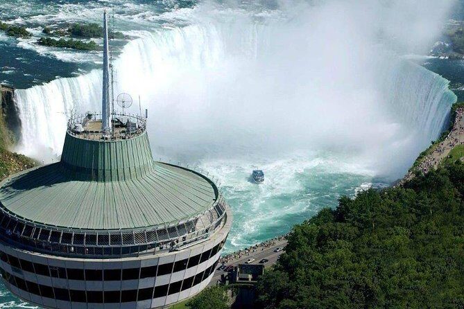 Toronto, Niagara Falls & Thousand Islands 3–DAY Trip - Day 2: Hornblower cruise to Niagara Falls plus Niagara-on-the-Lake